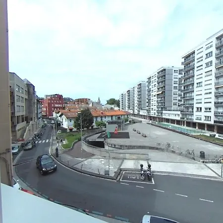 Playa Ondarreta Apartment *